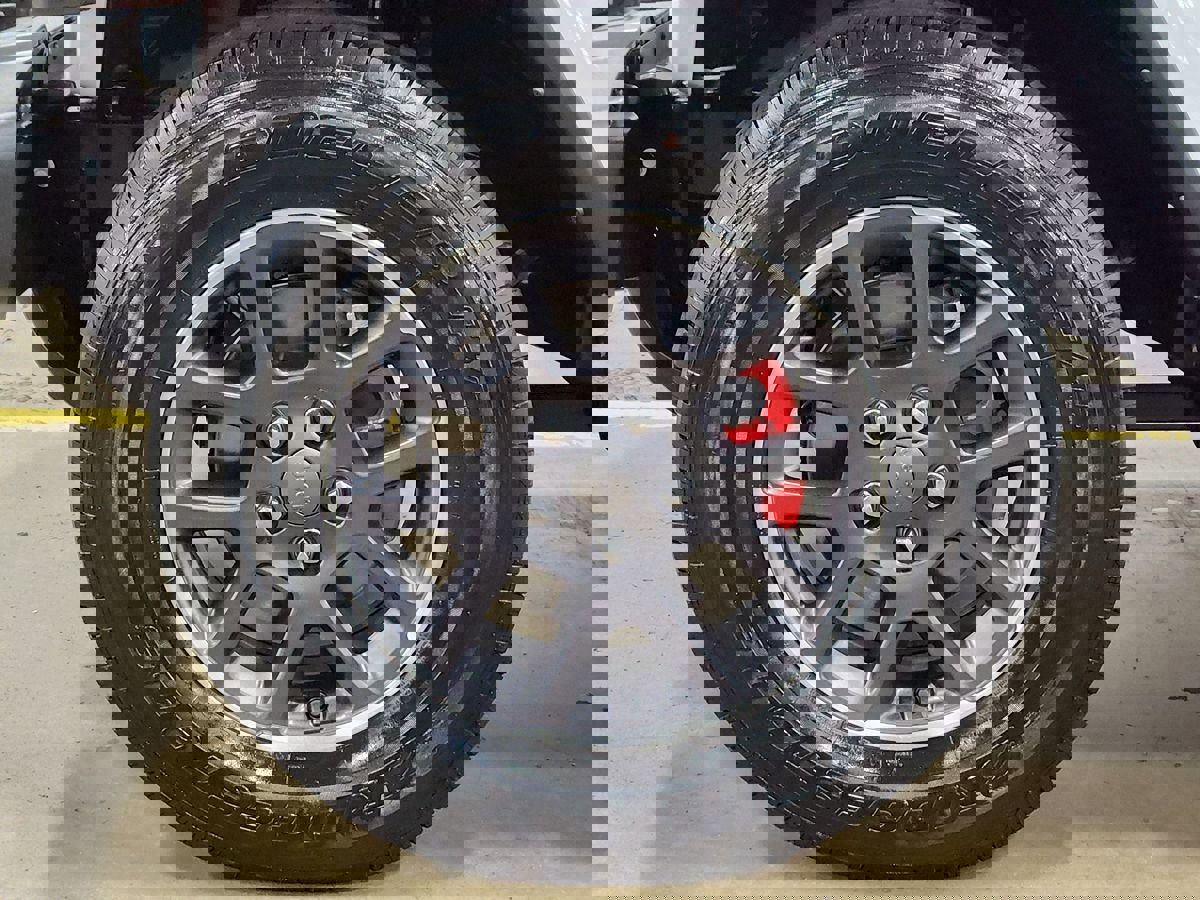 Used 2022 Jeep Gladiator Overland w/ Popular Equipment Package image 27