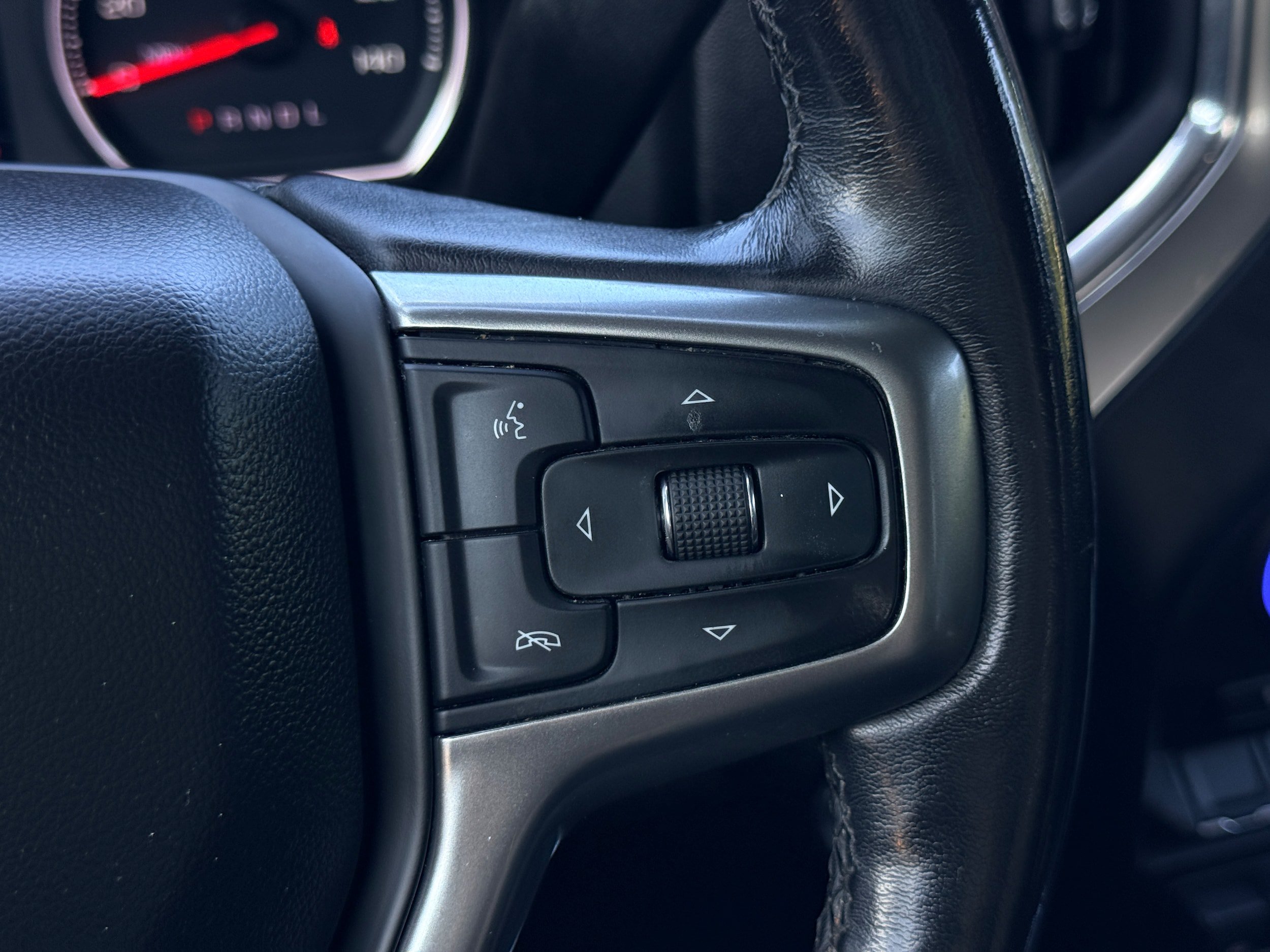 Used 2020 Chevrolet Silverado 1500 LT Trail Boss AWD/4WD image 16