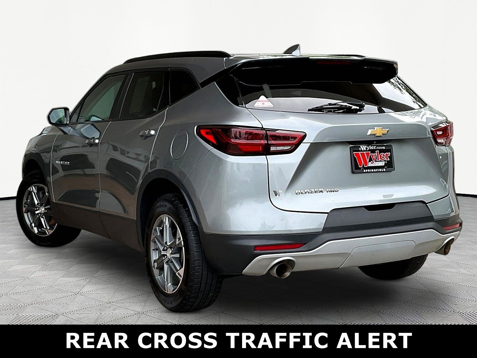 Used 2023 Chevrolet Blazer LT w/ Convenience Package AWD/4WD image 4