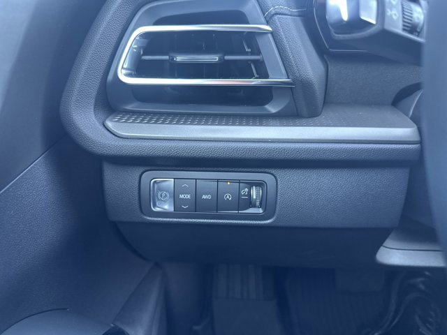 New 2025 Chevrolet Traverse LT w/ Sun and Wheel Package image 15