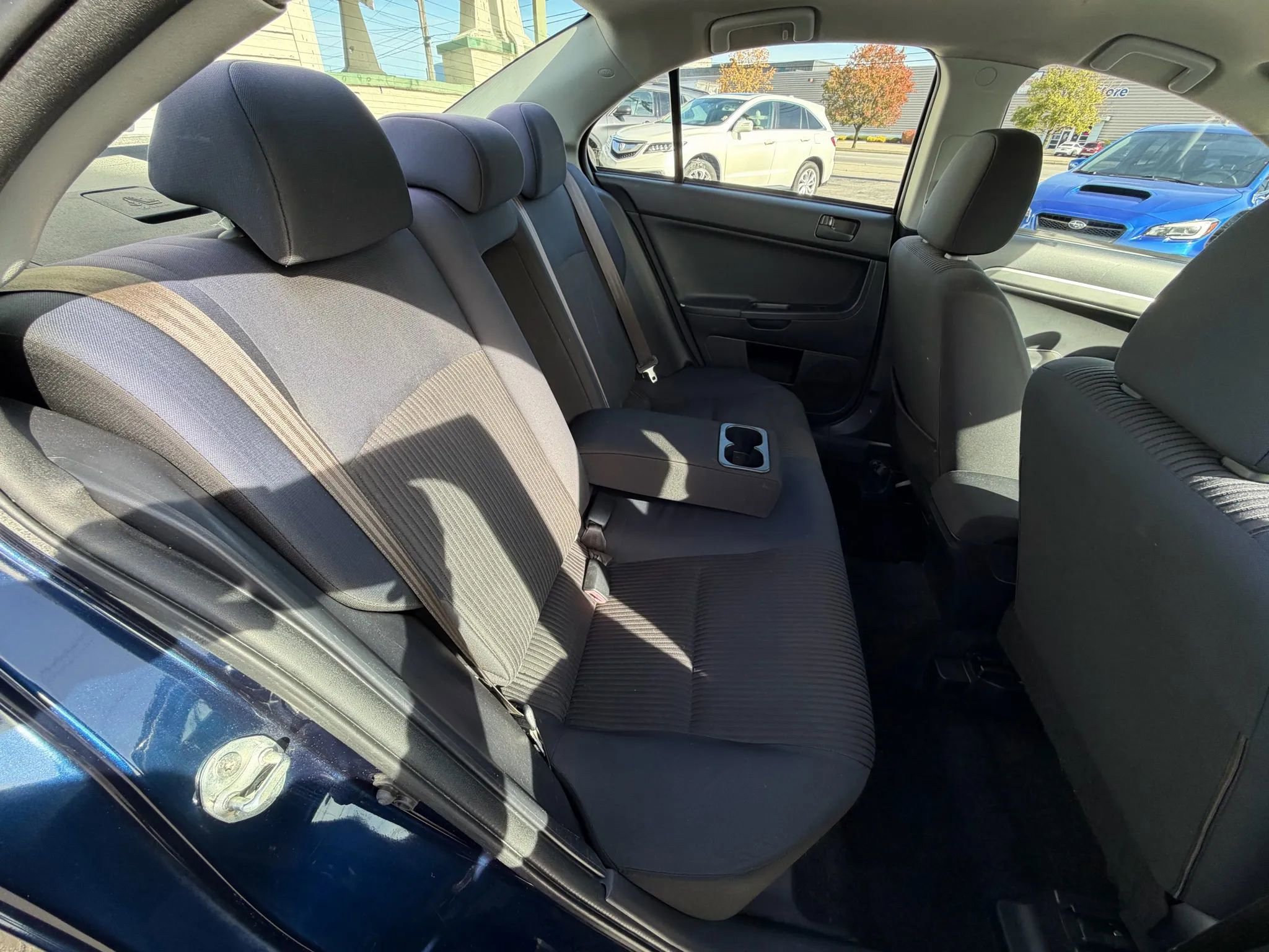 Used 2014 Mitsubishi Lancer ES image 33