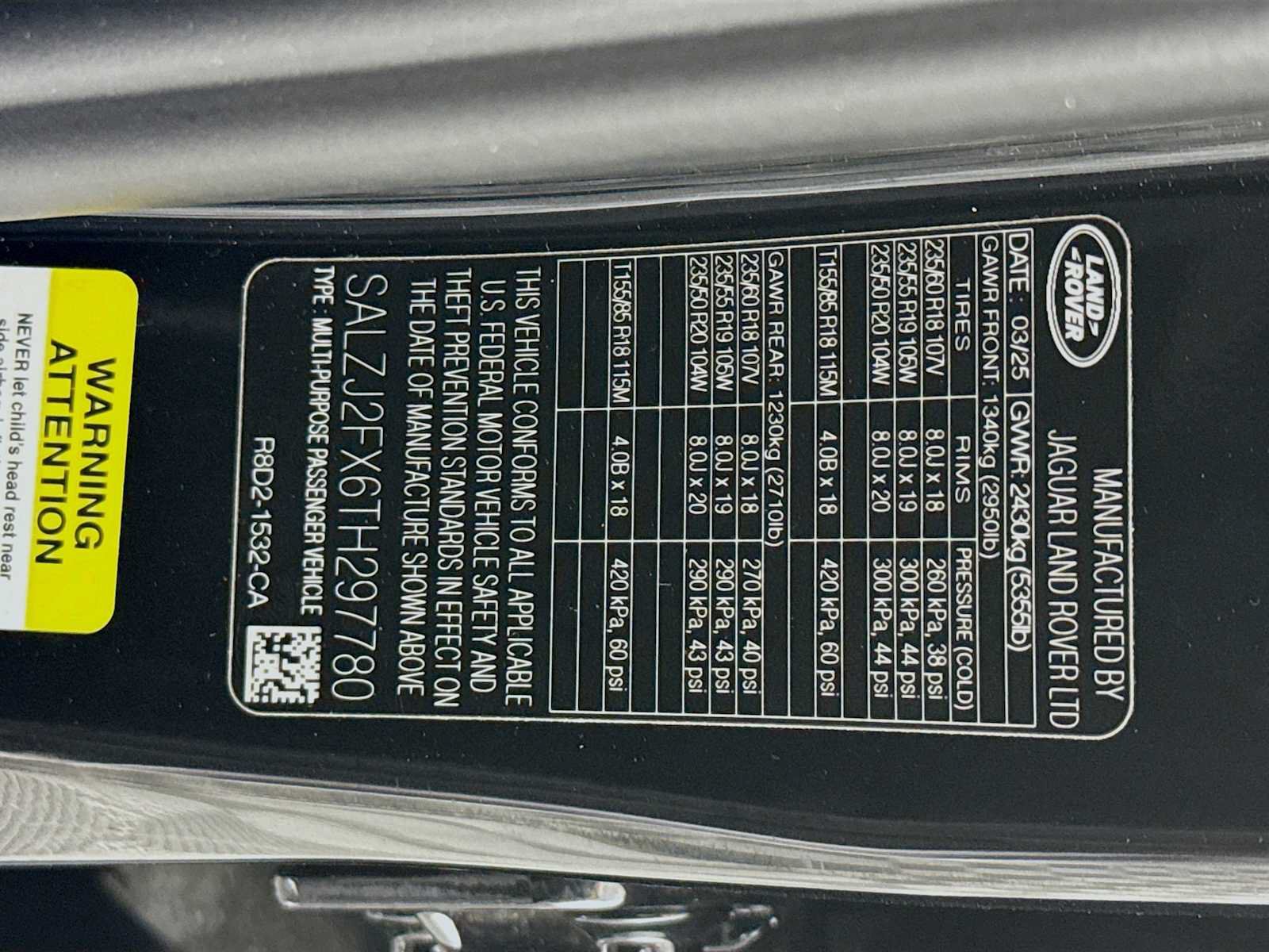 Used 2026 Land Rover Range Rover Evoque S AWD/4WD image 29