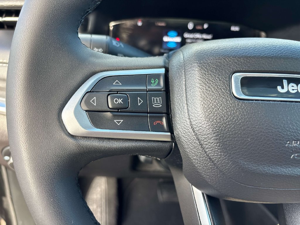 Used 2023 Jeep Compass High Altitude AWD/4WD image 19