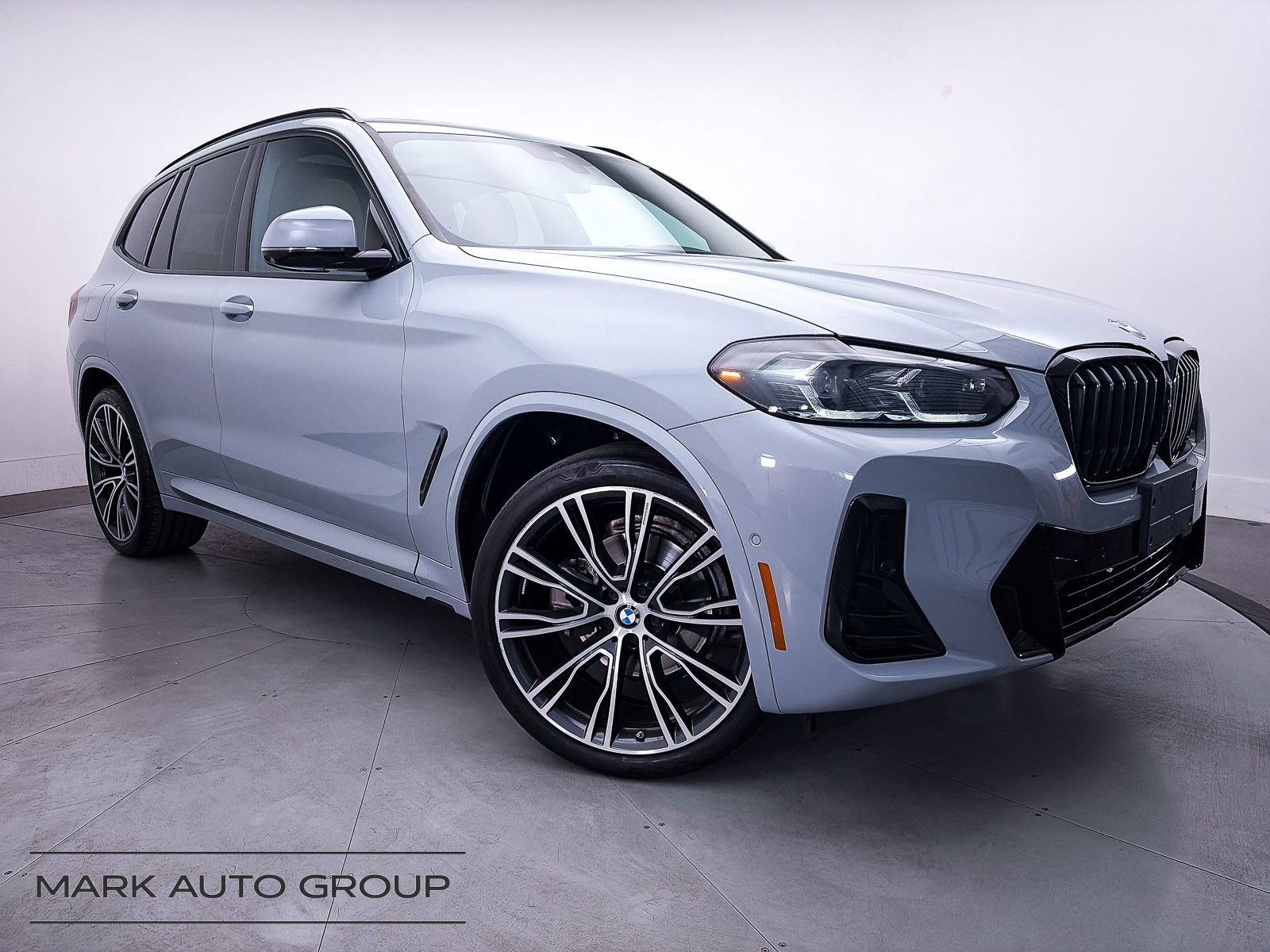 Used 2023 BMW X3 sDrive30i w/ M Sport Package RWD image 1