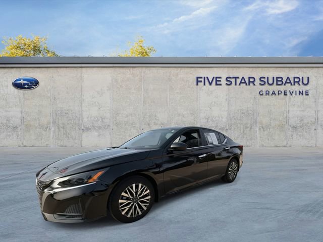 Used 2023 Nissan Altima 2.5 SV image 4