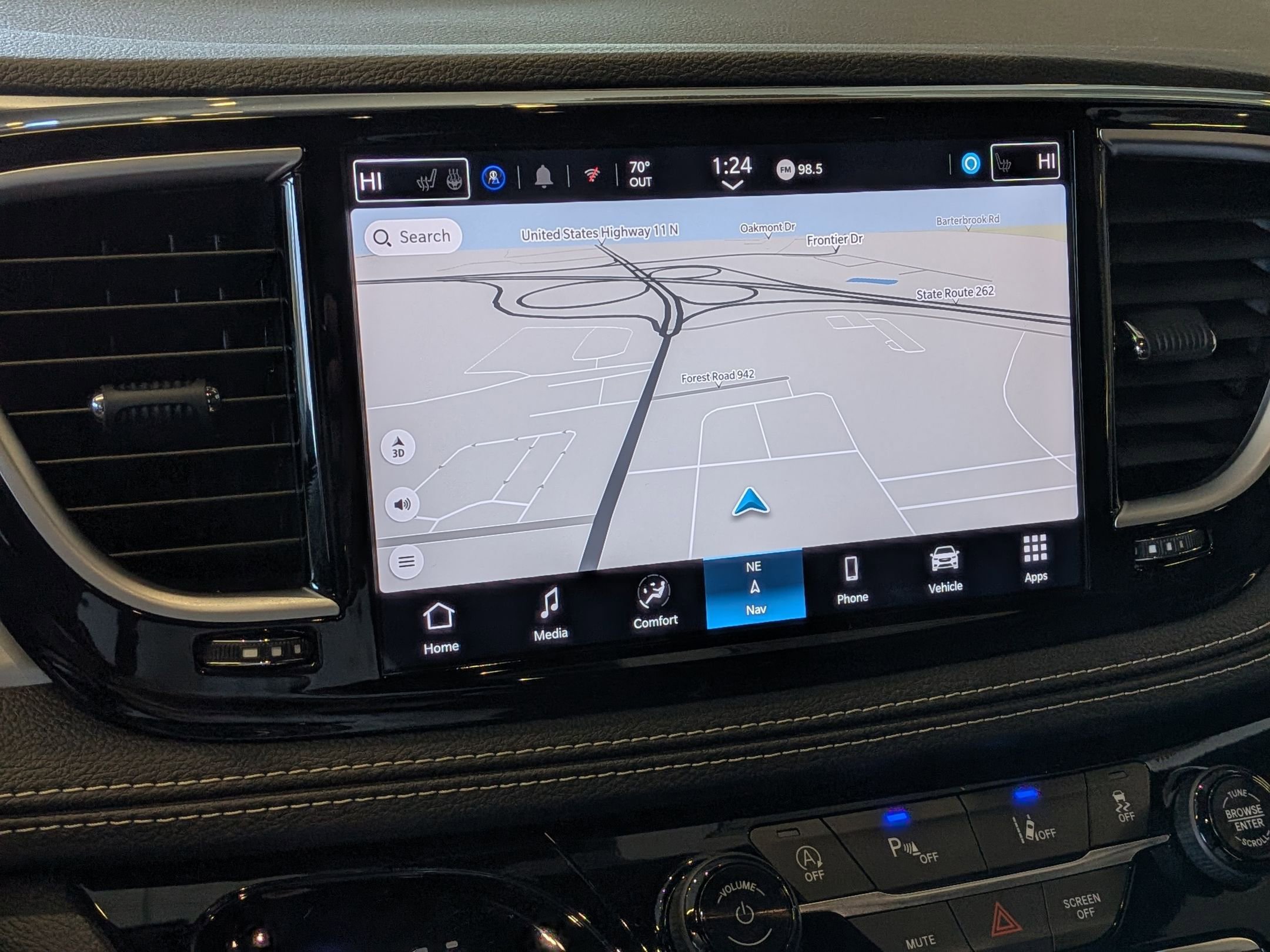 New 2026 Chrysler Pacifica Limited w/ Uconnect Theater Family Group image 19