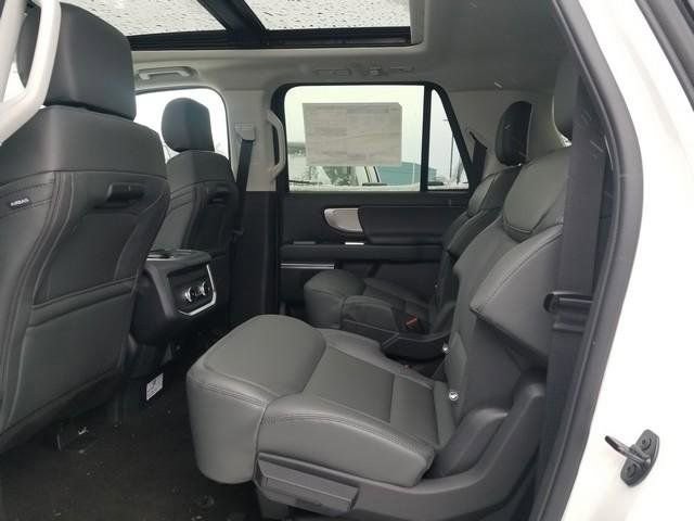New 2026 Ford Expedition Max Active AWD/4WD image 16