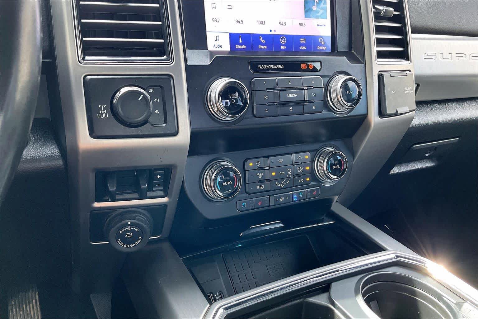 Used 2020 Ford F350 Platinum AWD/4WD image 31