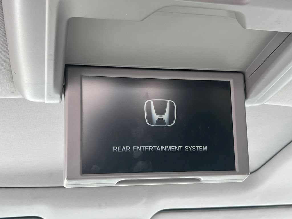 Used 2017 Honda Pilot Elite image 13