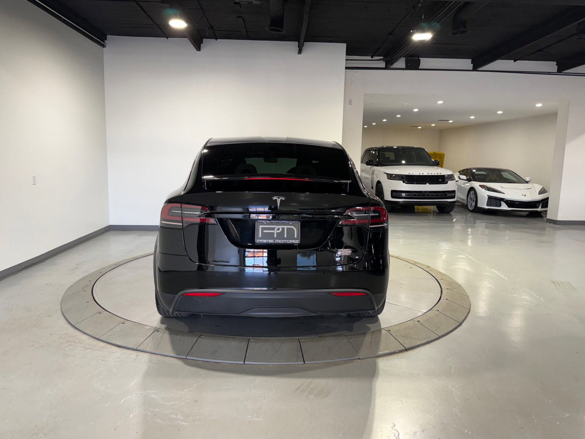 Used 2022 Tesla Model X Plaid image 17