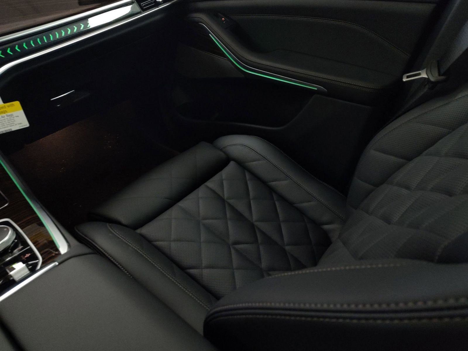 New 2026 BMW X5 xDrive50e w/ Climate Comfort Package image 25