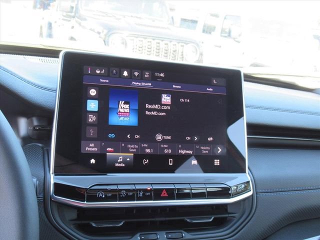 New 2026 Jeep Compass Latitude image 21