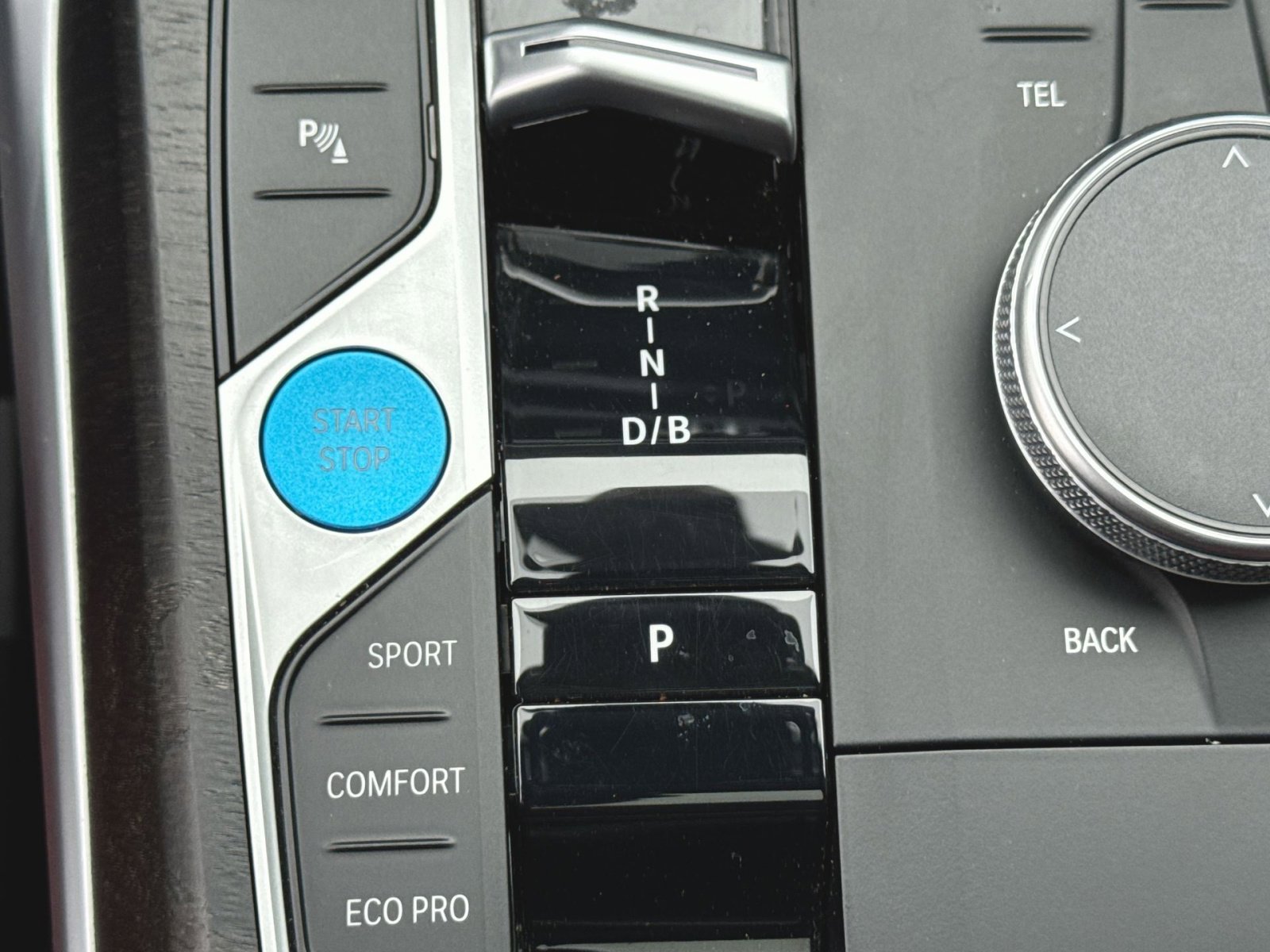 Used 2023 BMW i4 eDrive40 w/ M Sport Package image 23