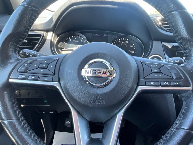 Used 2017 Nissan Rogue Sport SV w/ SV All-Weather Package FWD image 13