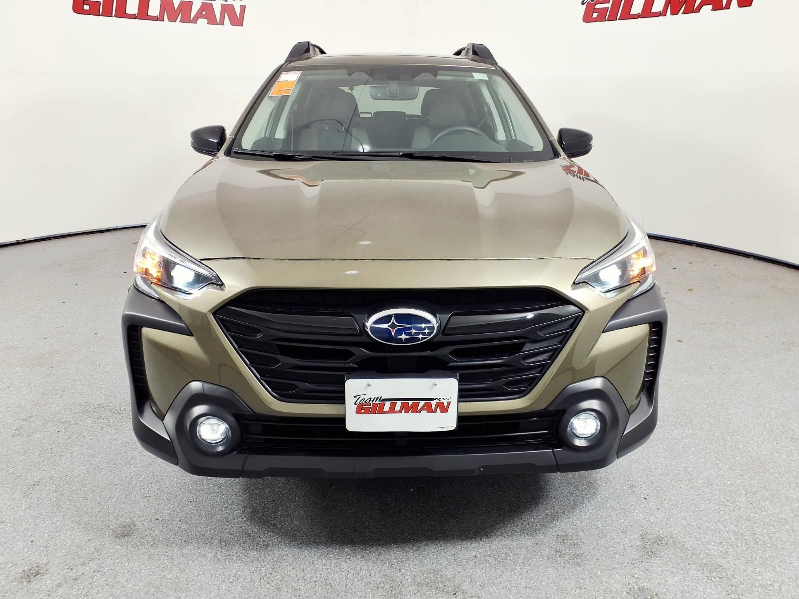 Certified 2025 Subaru Outback Onyx Edition AWD/4WD image 2