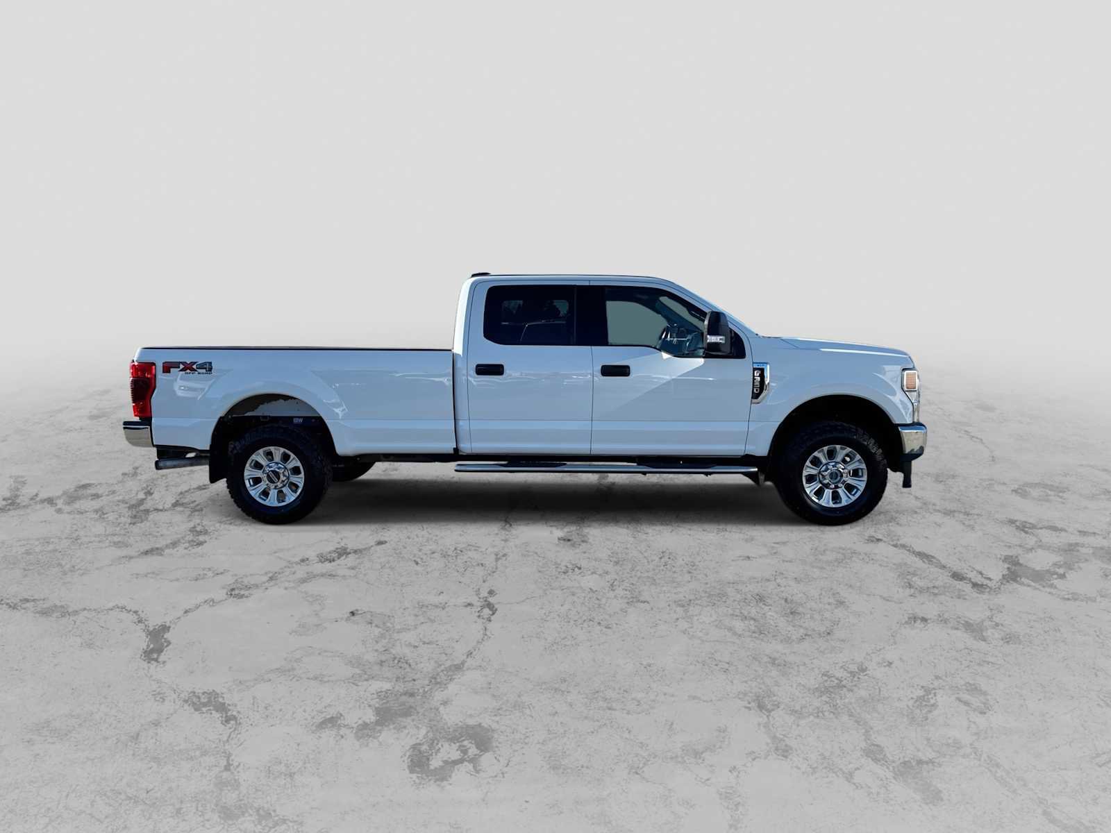 Used 2020 Ford F350 XLT w/ XLT Value Package image 9