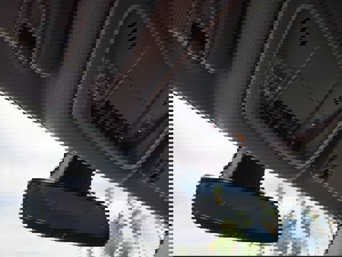 Used 2017 Chevrolet Volt LT w/ Comfort Package image 43