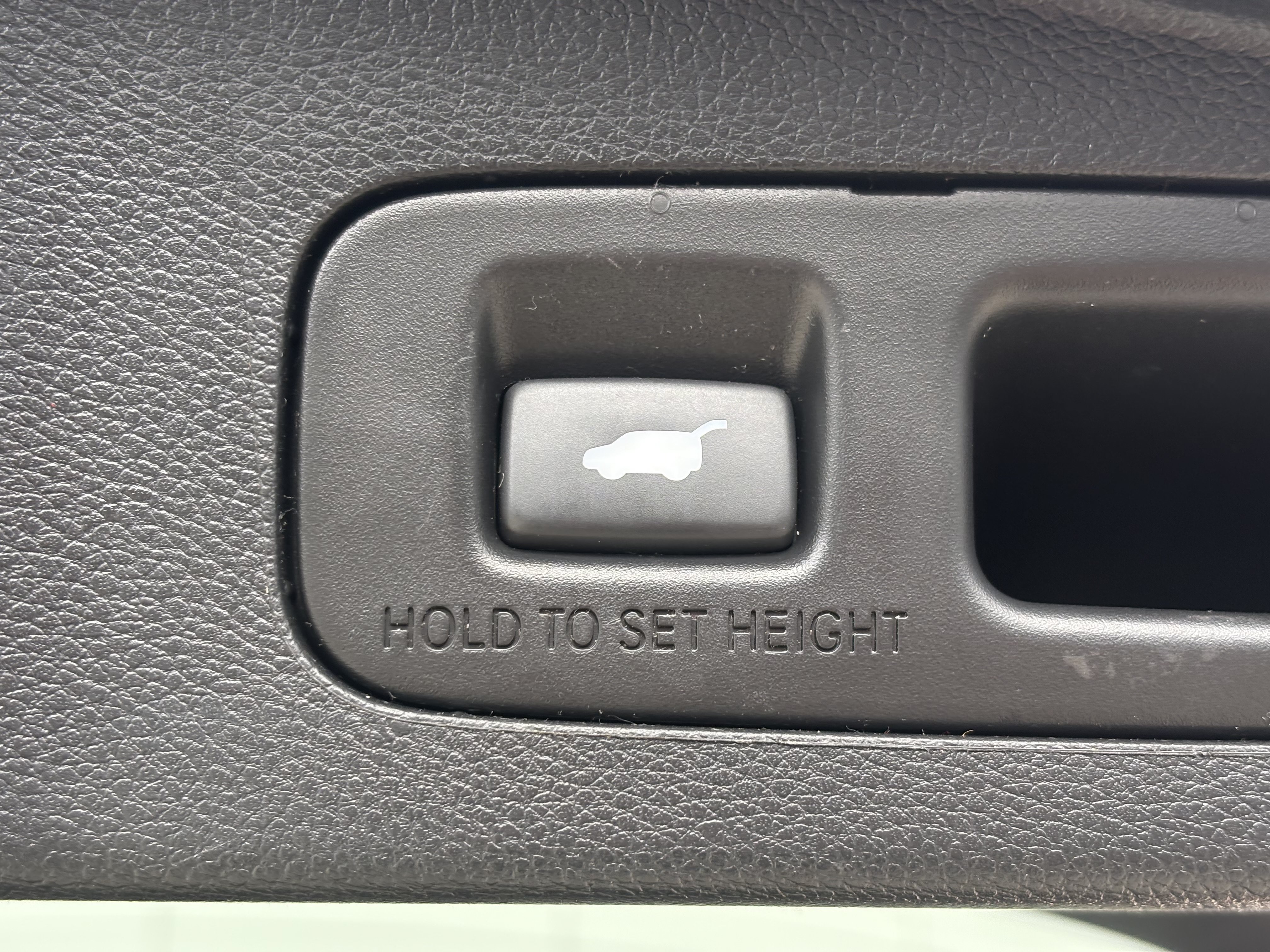 Used 2017 Honda CR-V EX-L image 10