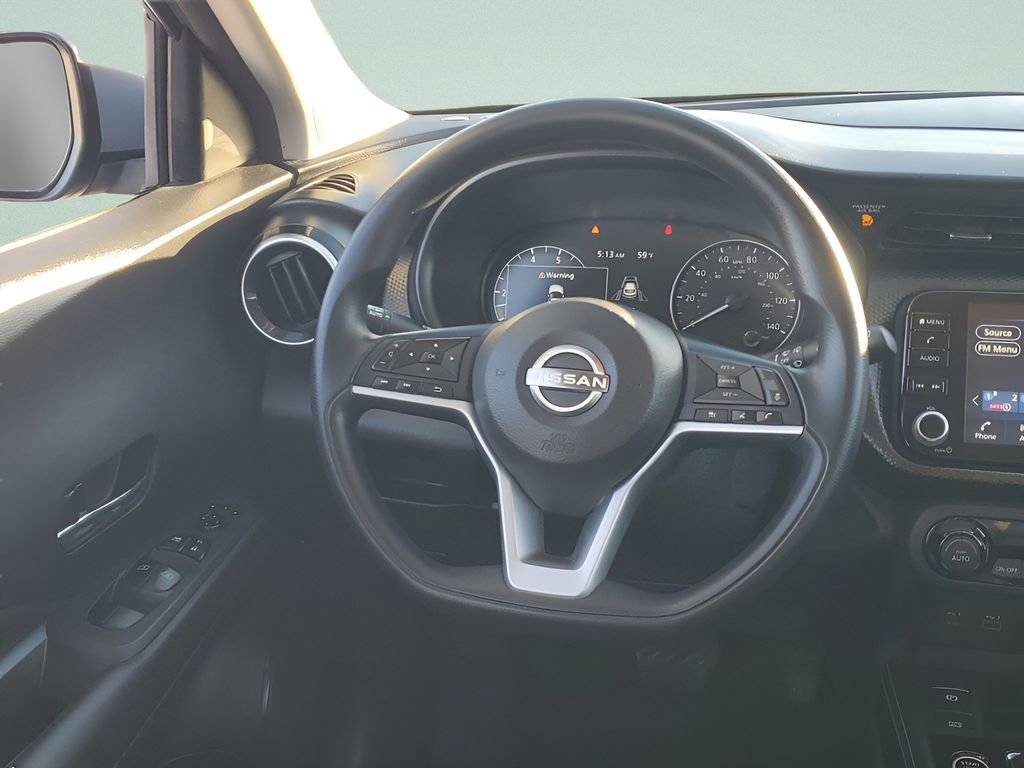 Used 2022 Nissan Kicks SV image 25