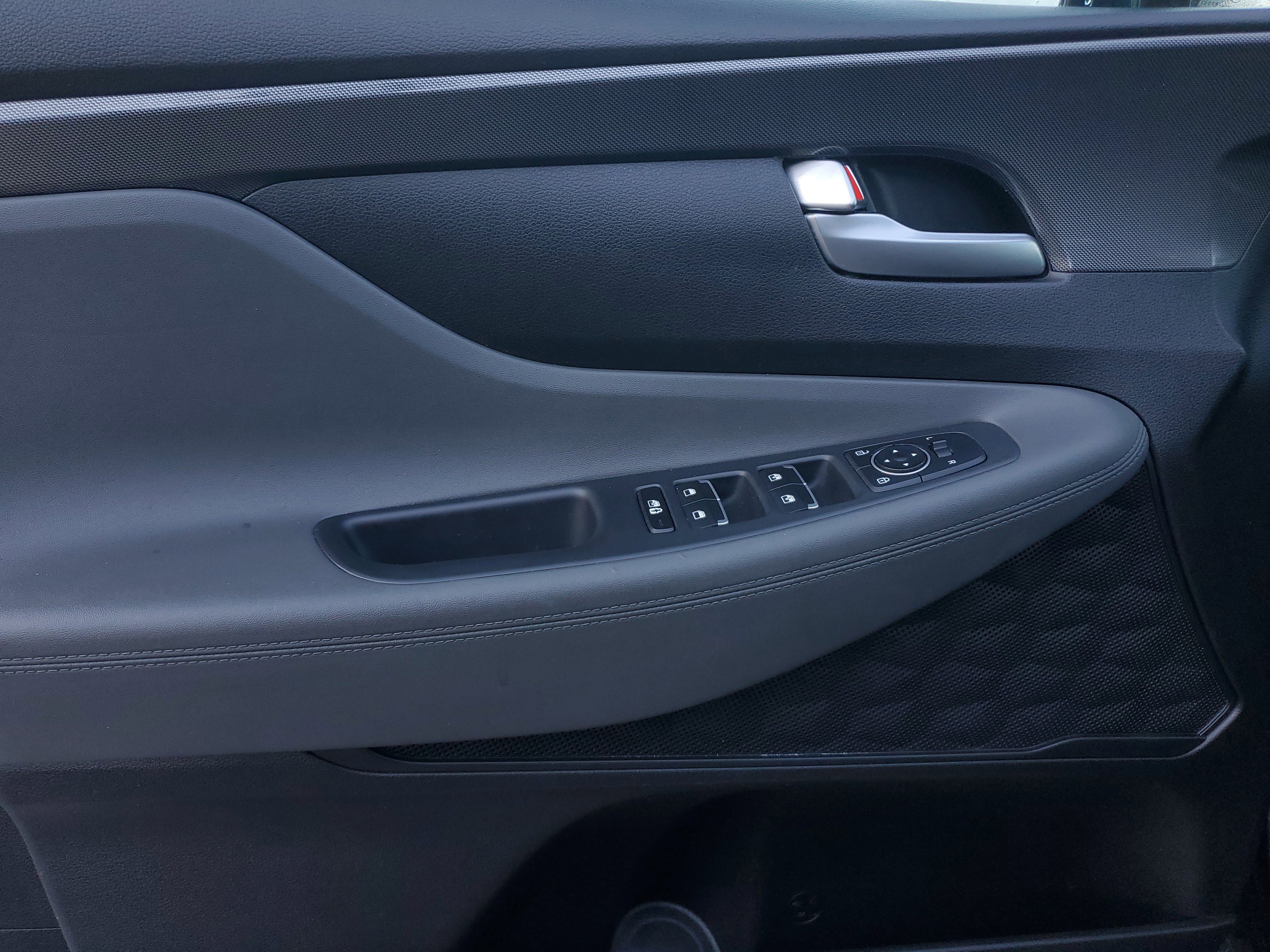 Used 2023 Hyundai Santa Fe SEL image 18