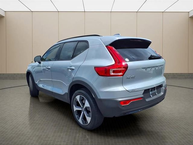 New 2026 Volvo XC40 B5 Plus w/ Protection Package Premier AWD/4WD image 4
