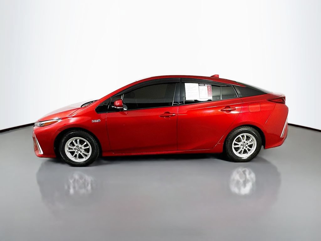 Used 2017 Toyota Prius Prime Premium FWD image 5