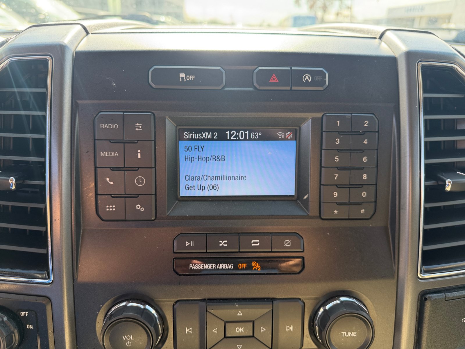 Used 2018 Ford F150 XLT w/ Equipment Group 301A Mid RWD image 23