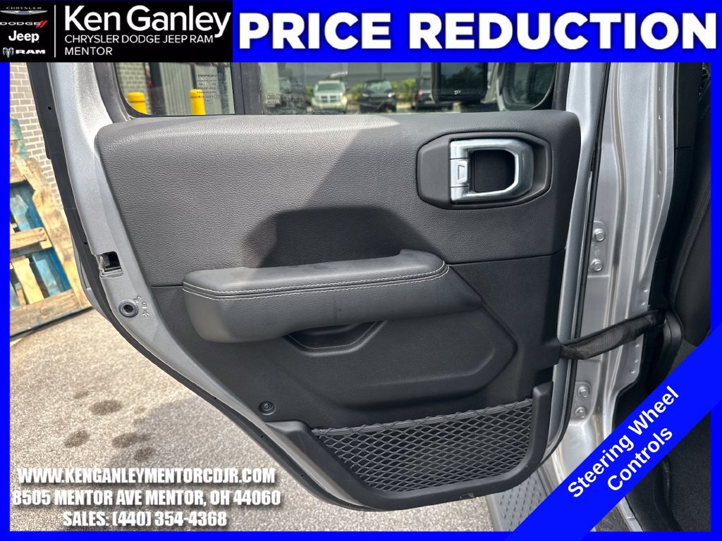 Used 2020 Jeep Gladiator Overland AWD/4WD image 19