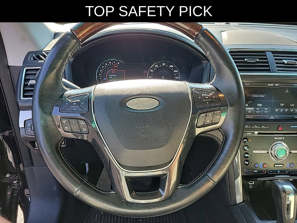 Used 2016 Ford Explorer Platinum AWD/4WD image 21