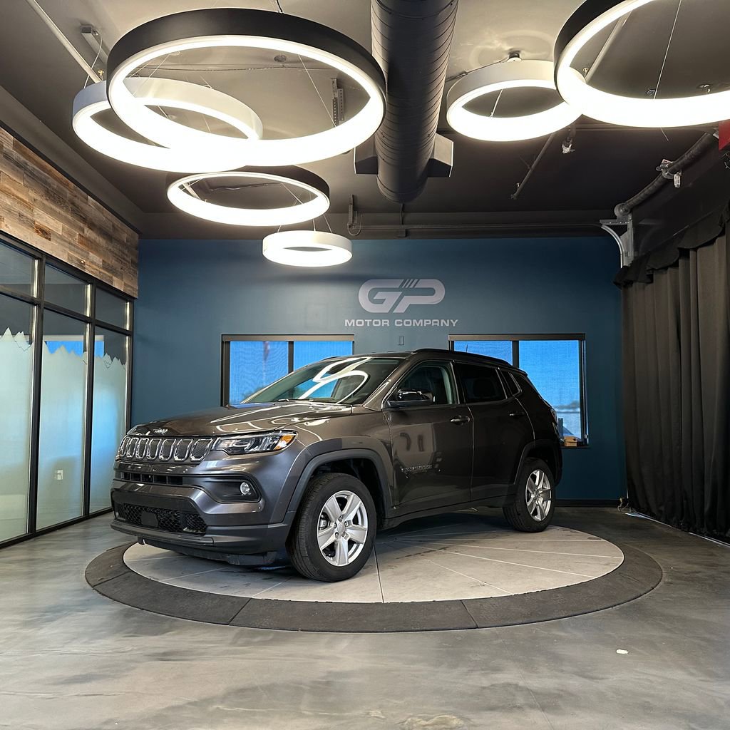Used 2022 Jeep Compass Latitude AWD/4WD image 7