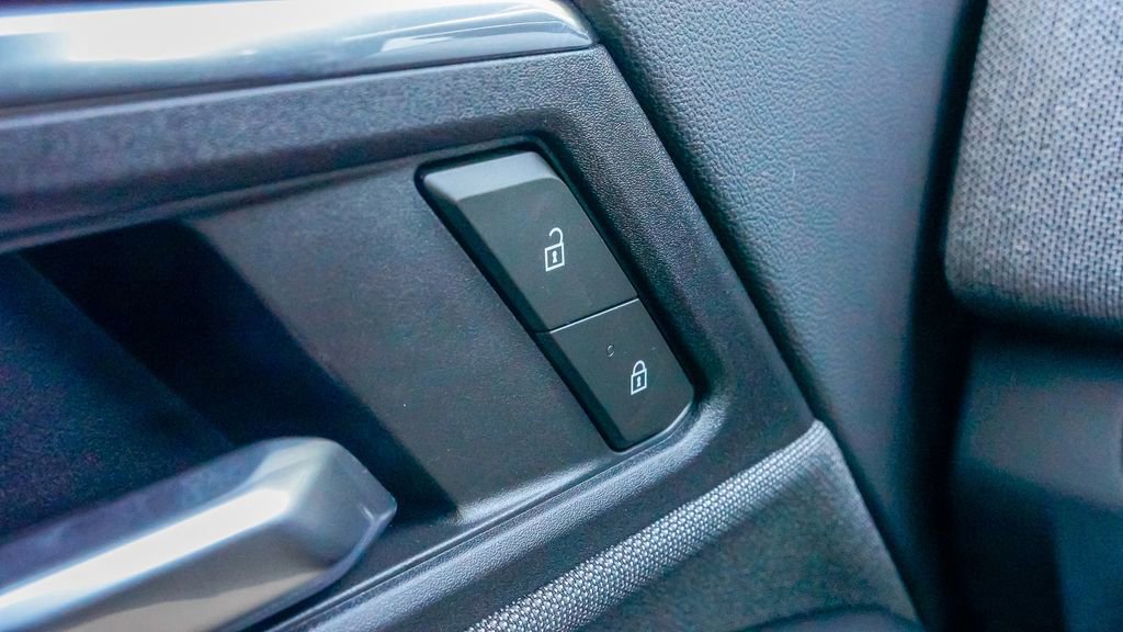 Used 2026 GMC Sierra EV Elevation image 27