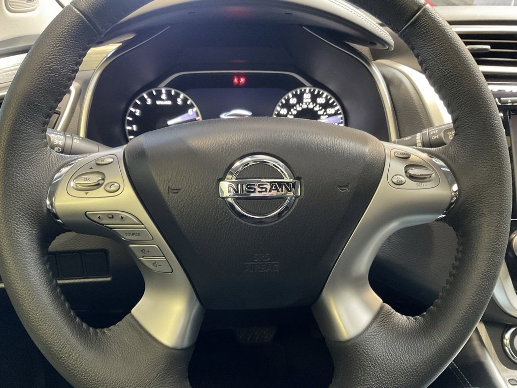 Used 2016 Nissan Murano SV w/ Premium Package image 11