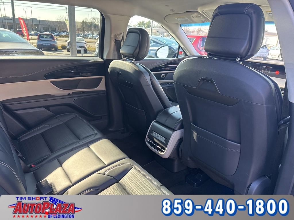 Used 2024 Lincoln Nautilus Reserve image 27
