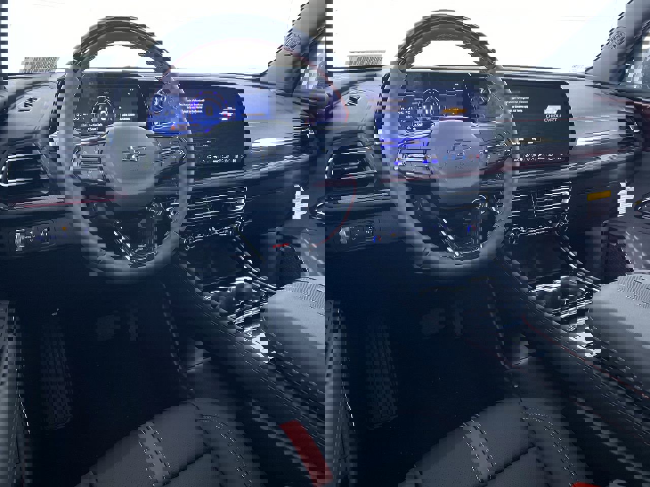 New 2026 Chevrolet Traverse RS w/ LPO, Floor Liner Package image 2