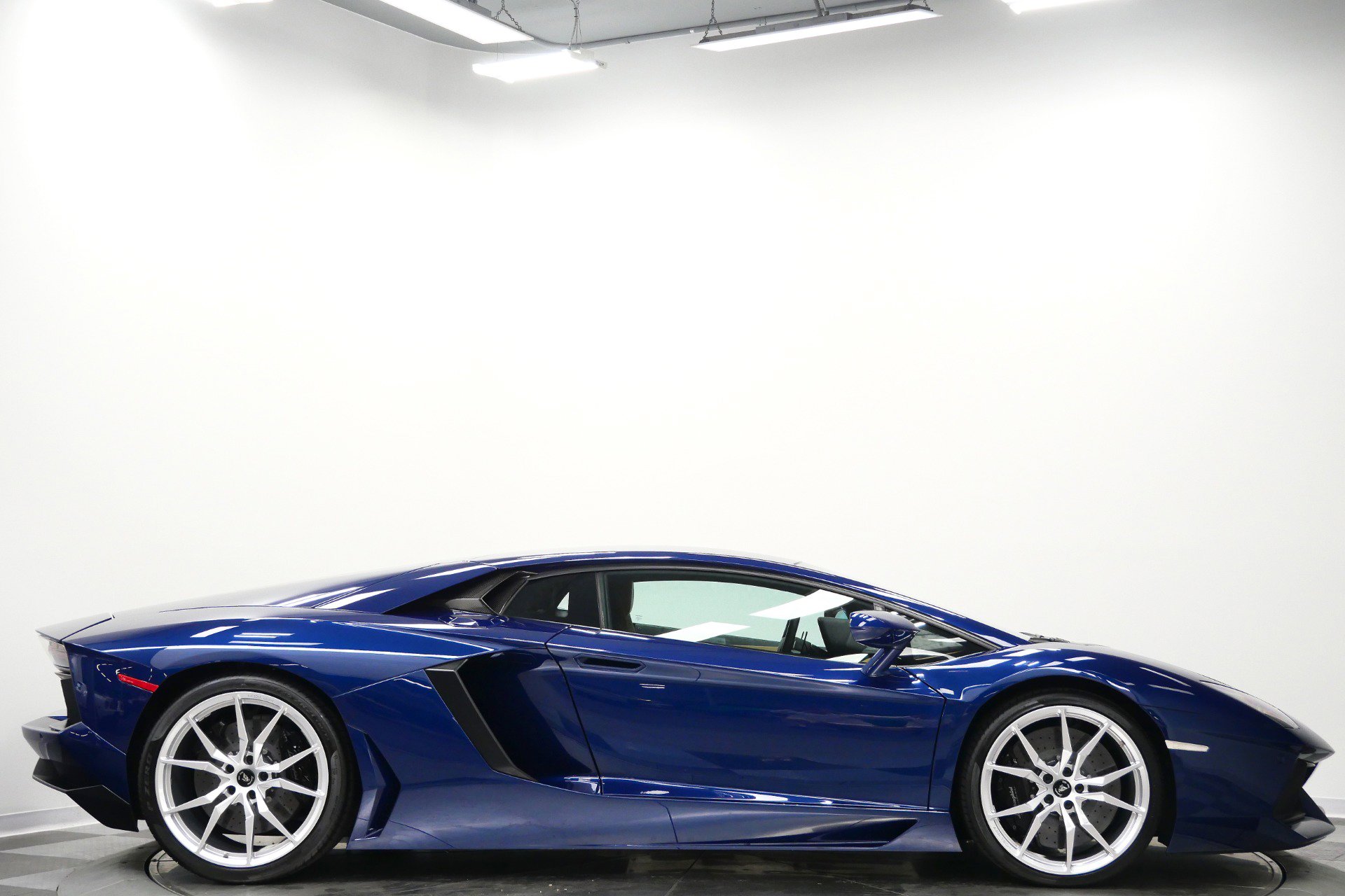 Used 2014 Lamborghini Aventador LP 700-4 image 62