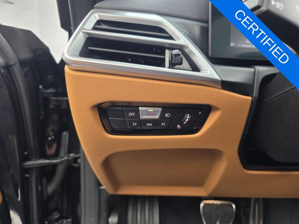 Certified 2026 BMW 430i Convertible RWD image 24