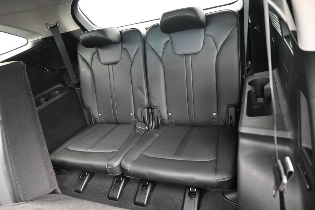 Used 2024 Kia Sorento S FWD image 36