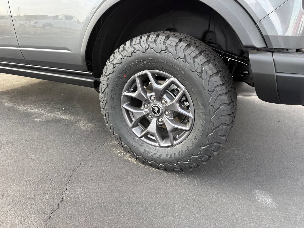 New 2025 Ford Bronco Badlands AWD/4WD image 9