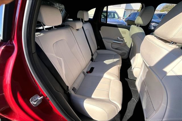 New 2025 Mercedes-Benz GLA 250 image 24