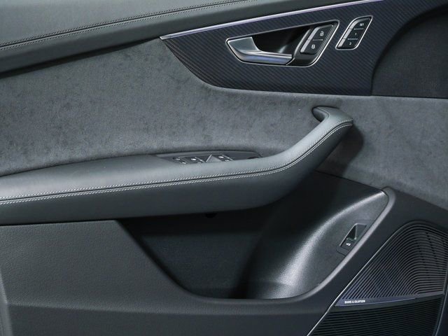 New 2026 Audi SQ8 Prestige image 6