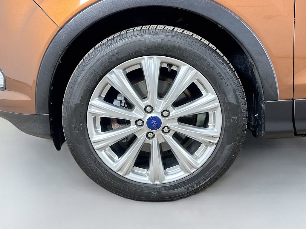 Used 2017 Ford Escape Titanium FWD image 37