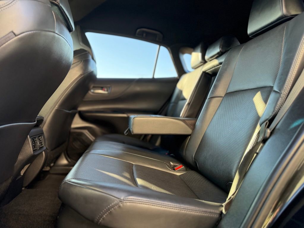 Used 2021 Toyota Venza XLE w/ Softex Package image 23