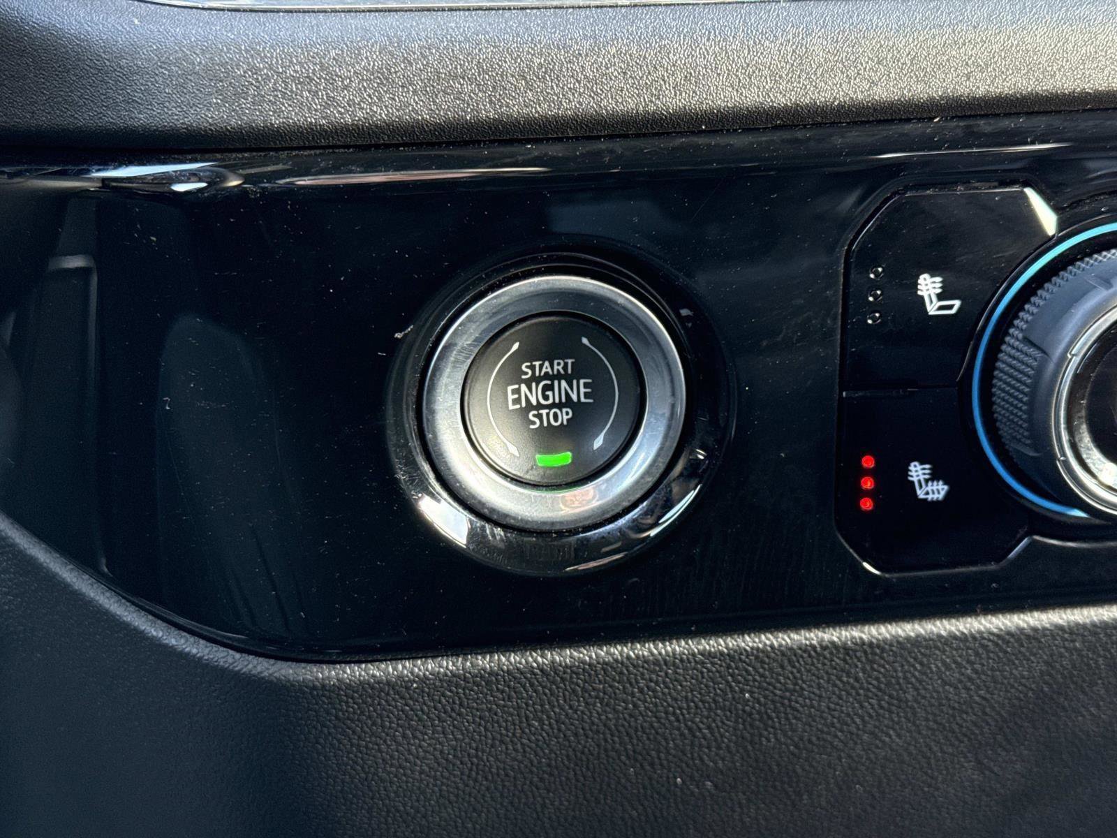 Used 2023 Chevrolet Silverado 1500 LT image 12