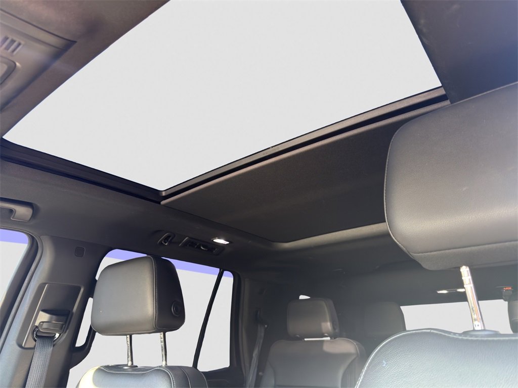 Used 2023 Chevrolet Tahoe LT w/ Luxury Package image 7