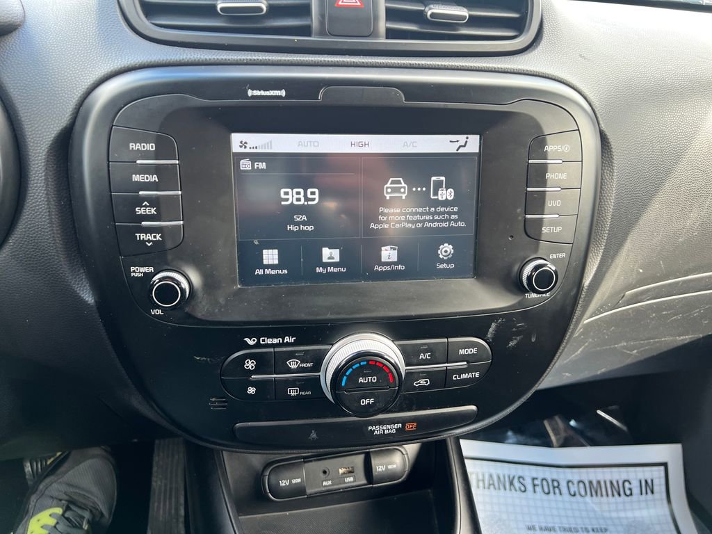 Used 2018 Kia Soul + image 21