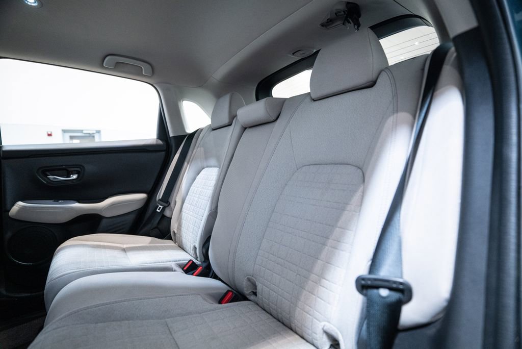 Used 2023 Honda HR-V LX image 33