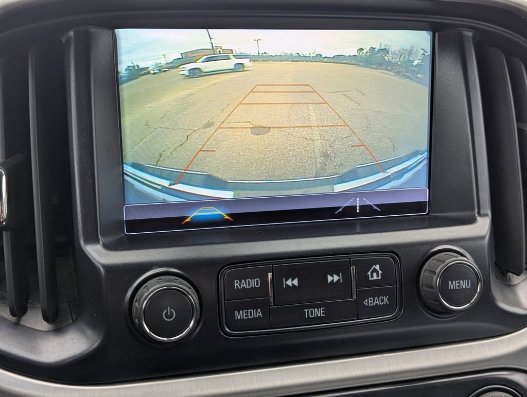 Used 2018 GMC Canyon SLE image 11