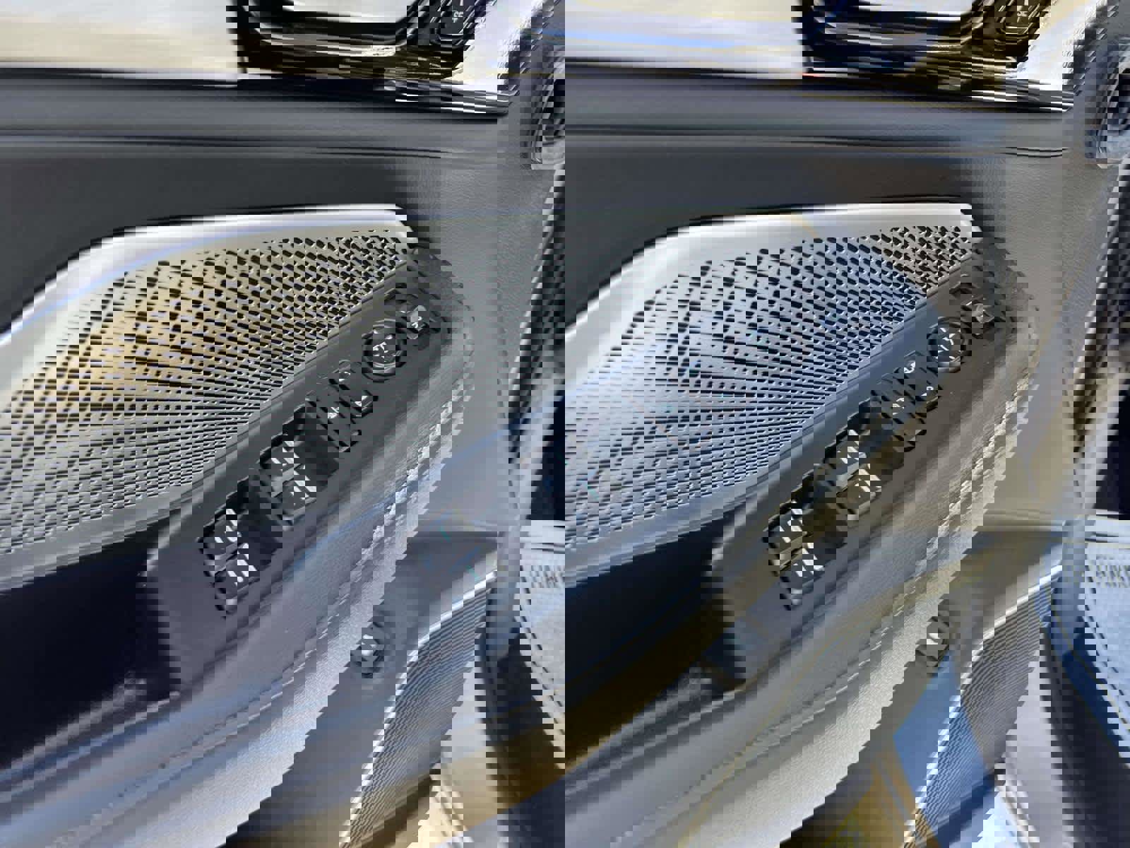 Certified 2023 Acura MDX SH-AWD image 21