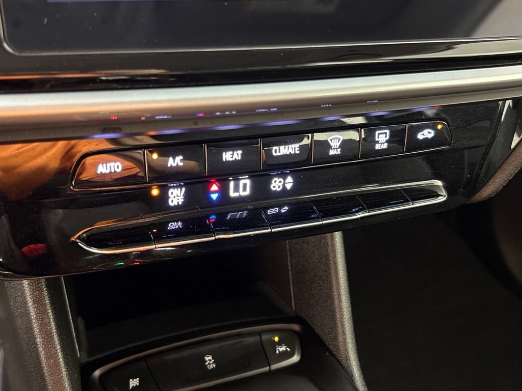 Certified 2023 Chevrolet Bolt LT w/ Driver Confidence Package FWD image 38