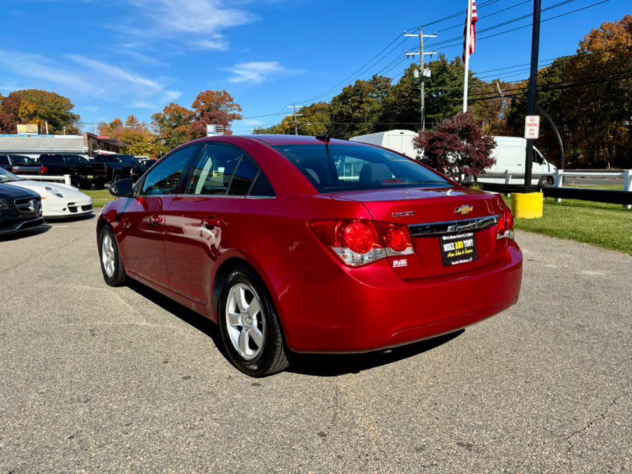 Used 2014 Chevrolet Cruze LT w/ Technology Package FWD image 6